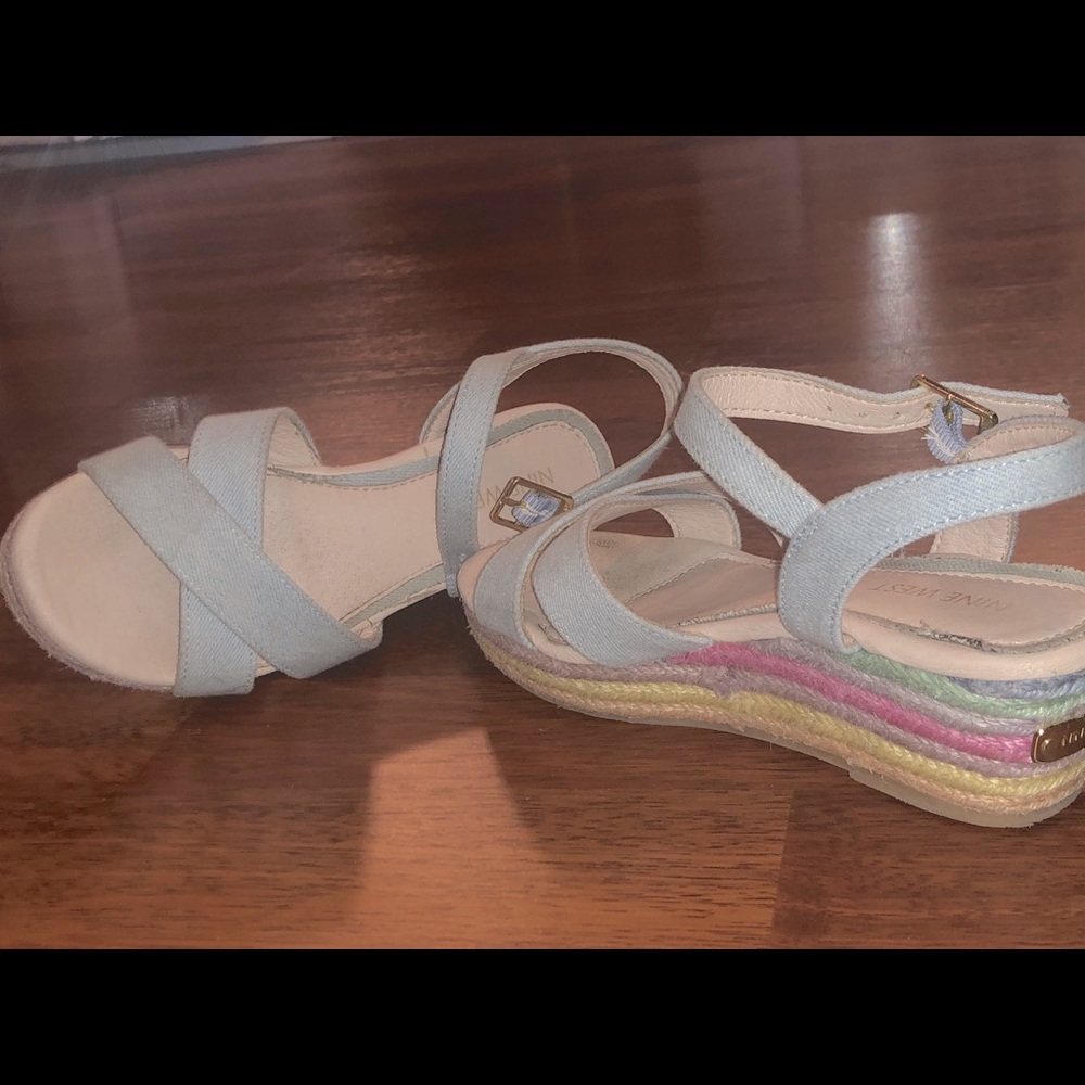 Kids girls heels light blue (size 1)